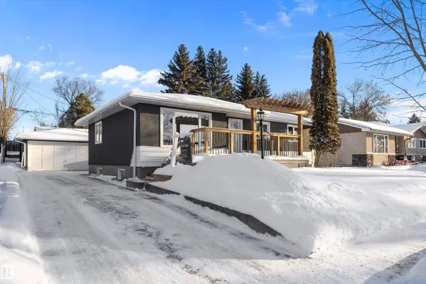 49 SHERIDAN DR, St. Albert, AB T8N 1N1