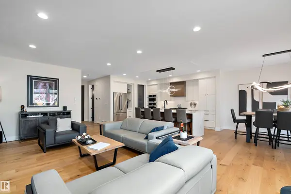 12518 39 AV NW, Edmonton, AB T6J 0N2