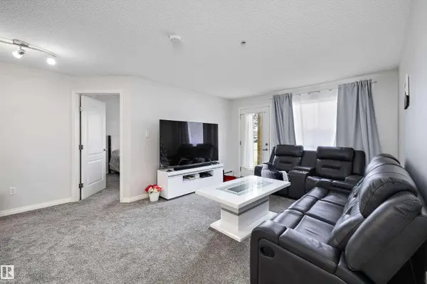 #1128 330 CLAREVIEW STATION DR NW, Edmonton, AB T5Y 0E6