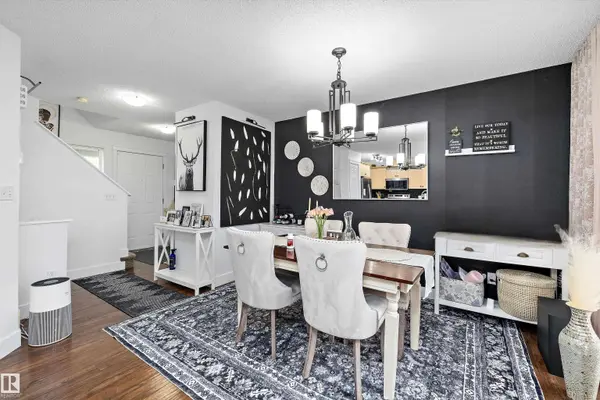 63 SUMMERTON ST, Sherwood Park, AB T8H 2V3