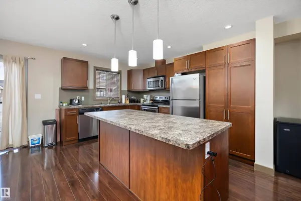 #403 401 PALISADES WY, Sherwood Park, AB T8H 0R7