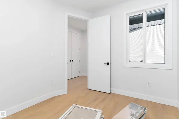 34 ASTORIA PL, Devon, AB T9G 0M7