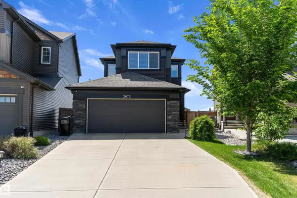2072 GRAYDON HILL CR SW, Edmonton, AB T6W 4C7