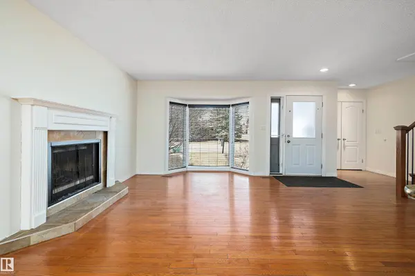 115 WALKER RD NW, Edmonton, AB T5T 4C2