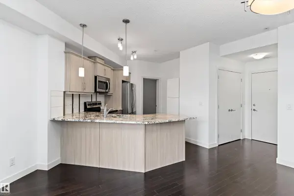#109 10523 123 ST NW
