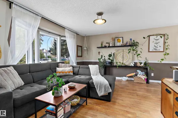 5406 55 ST, Beaumont, AB T4X 1A4