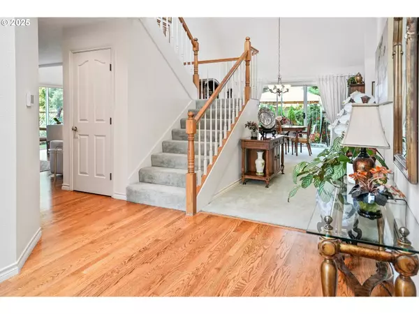 31530 SW VILLAGE GREEN CT, Wilsonville, OR 97070