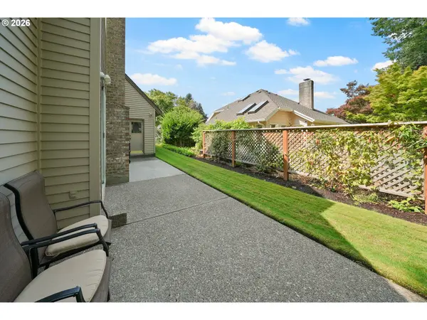 31530 SW VILLAGE GREEN CT, Wilsonville, OR 97070