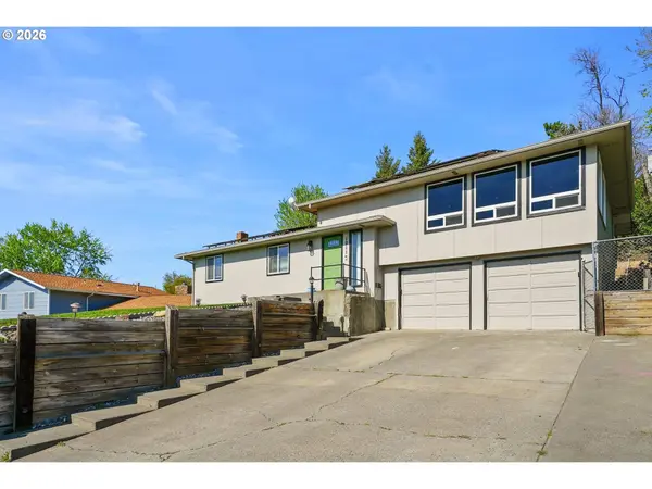 1911 SW PERKINS AVE, Pendleton, OR 97801