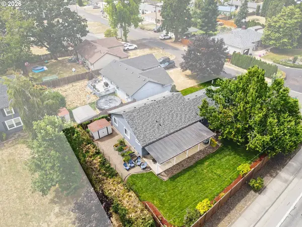 1002 37TH AVE, Albany, OR 97321