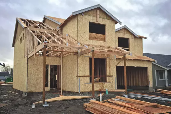 Construction Trends: What New Builds and Renovations Mean for Today’s Buyers and Sellers