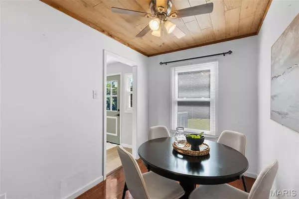 3550 Saint Joachim Ln, St Ann, MO 63074