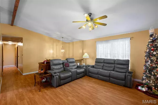 7062 Wedgewood DR, Cedar Hill, MO 63016