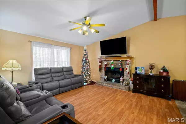 7062 Wedgewood DR, Cedar Hill, MO 63016