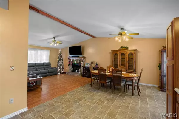 7062 Wedgewood DR, Cedar Hill, MO 63016