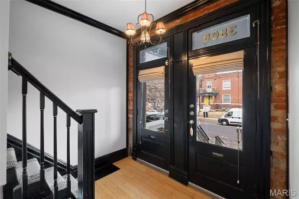 3808 Wyoming ST, St Louis, MO 63116