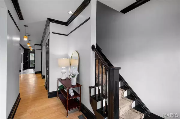 3808 Wyoming ST, St Louis, MO 63116