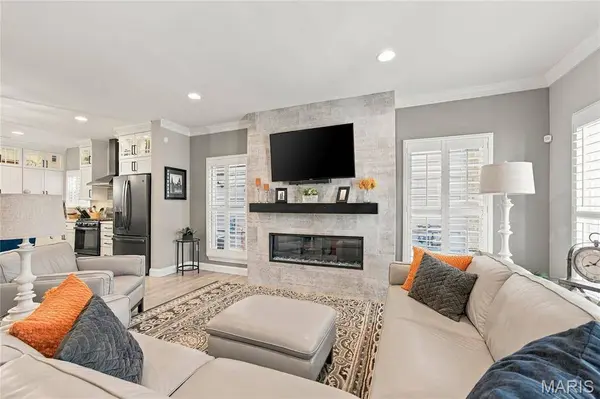 2106 Boardman ST, St Louis, MO 63110