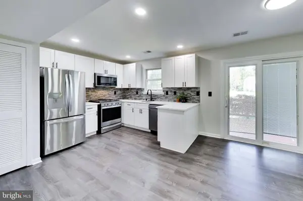 2809 HACKNEY LN, Waldorf, MD 20602