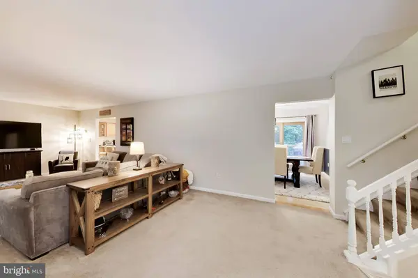 8830 RYMER WAY, Owings, MD 20736