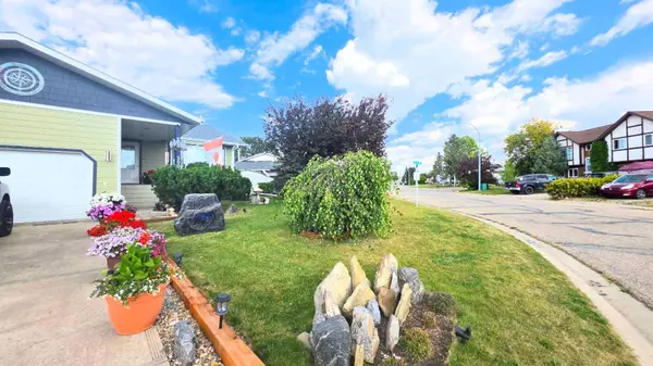 2006 25 AVE, Bowden, AB T0M0K0