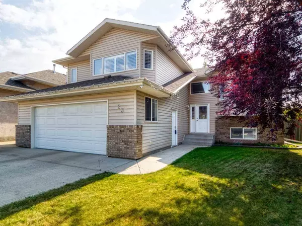 23 Dobson Close, Red Deer, AB T4R 2Y1