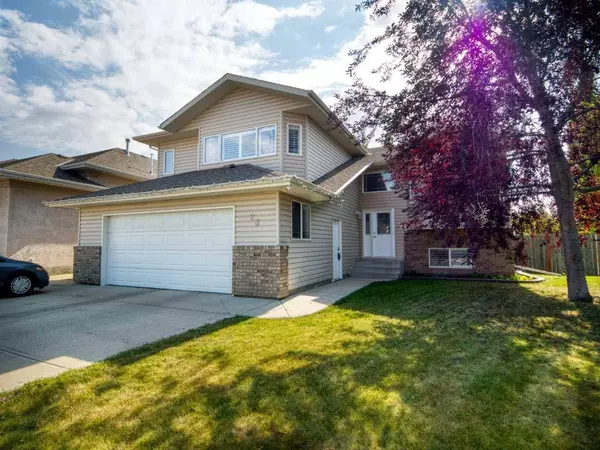 23 Dobson Close, Red Deer, AB T4R 2Y1