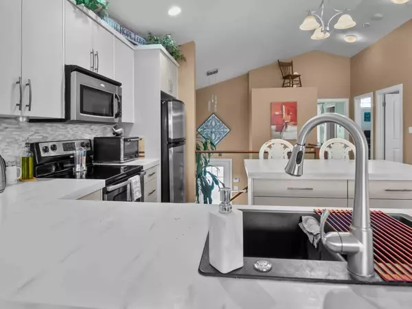 36 Kershaw Close, Red Deer, AB T4P 0H4