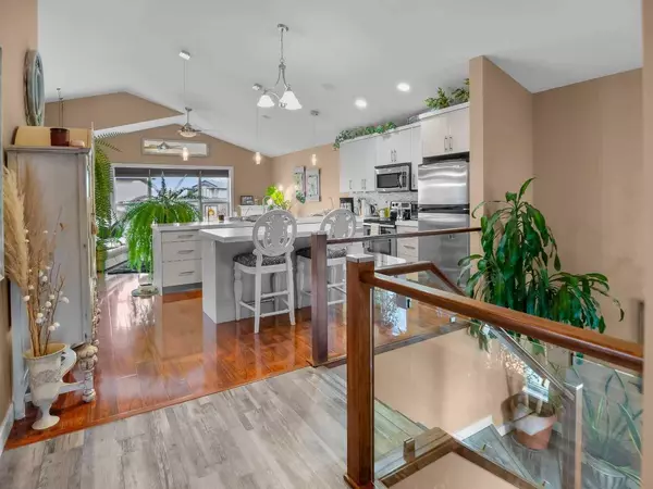 36 Kershaw Close, Red Deer, AB T4P 0H4