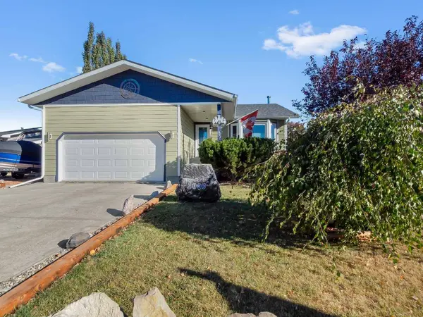 2006 25 AVE, Bowden, AB T0M0K0