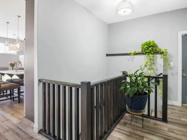3541 44 AVE, Red Deer, AB T4N 3H2
