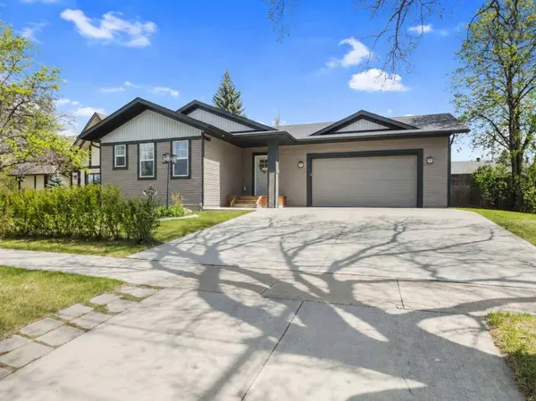 3541 44 AVE, Red Deer, AB T4N 3H2