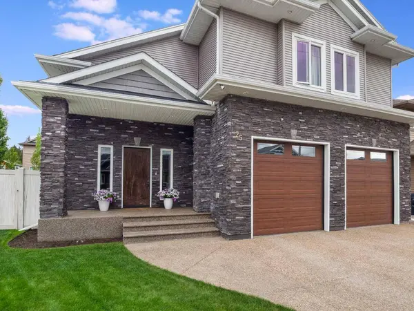 25 Grove Close, Red Deer, AB T4P 0P4
