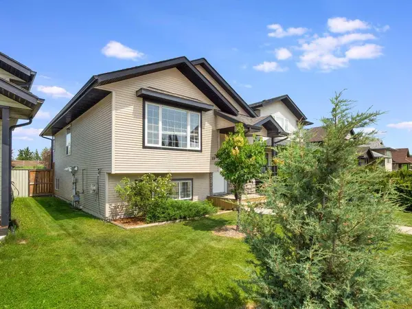 182 Jaspar CRES, Red Deer, AB T4P 0G9