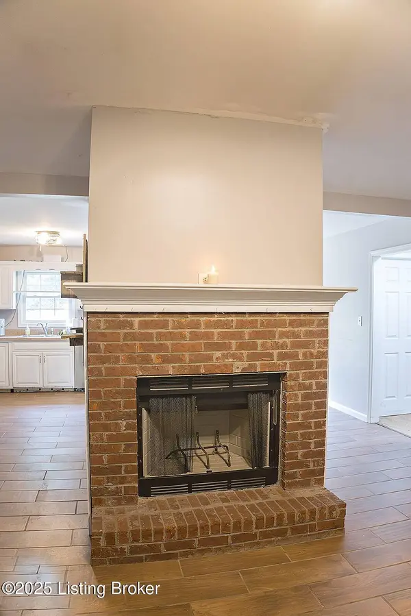 282 Meadowlark Ct, Bedford, KY 40006