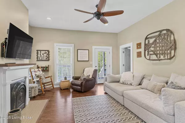 1804 N Ghent Eagle N, Ghent, KY 41045