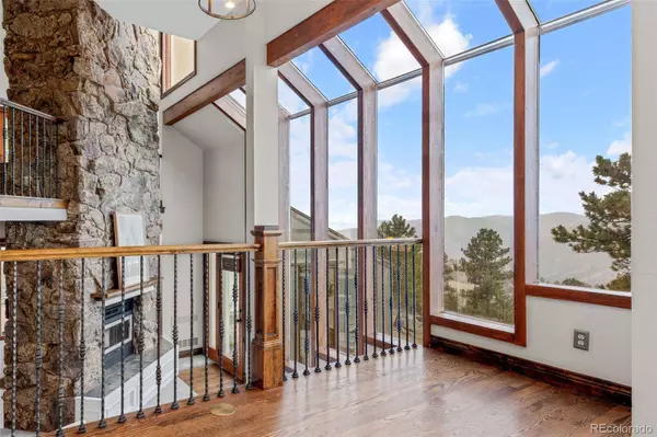 2063 Montane DR, Golden, CO 80401