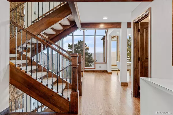 2063 Montane DR, Golden, CO 80401