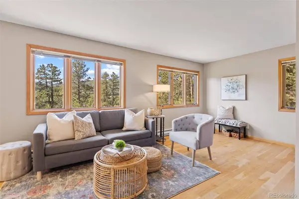 7186 Julie LN, Evergreen, CO 80439