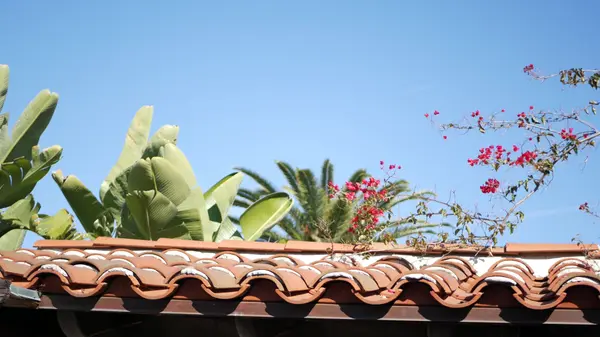 feature image of Spring Time is a Great Time to Sell Your Home