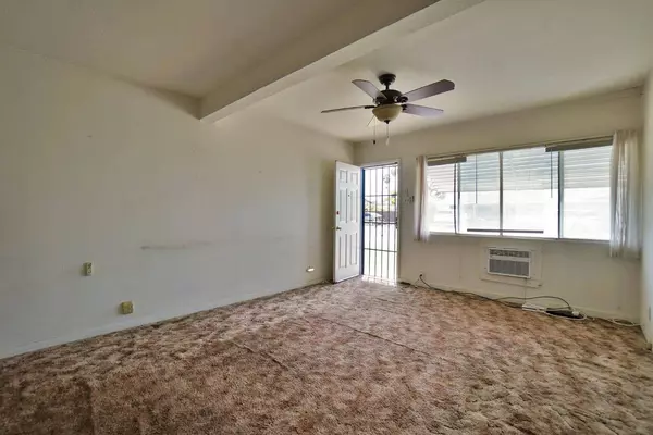 1240 Washington ST, Hanford, CA 93230