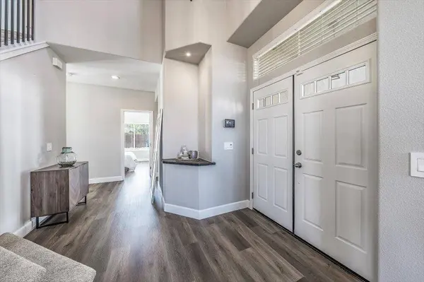 449 Camden Court, Lemoore, CA 93245