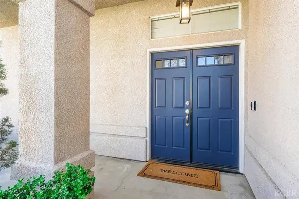 449 Camden Court, Lemoore, CA 93245