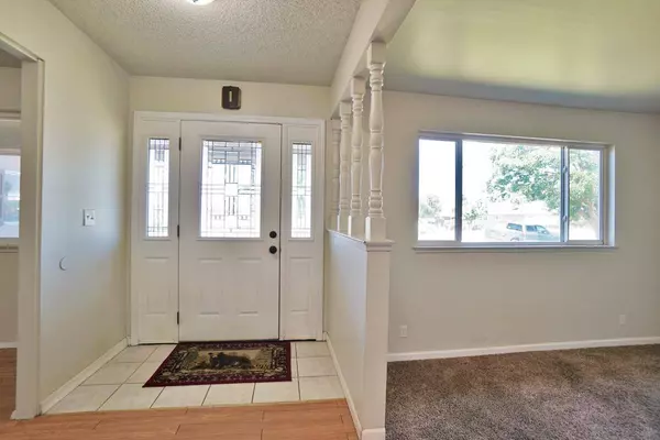 1556 N Lemoore AVE, Lemoore, CA 93245