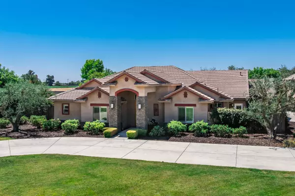 13611 Francisco Drive, Hanford, CA 93230