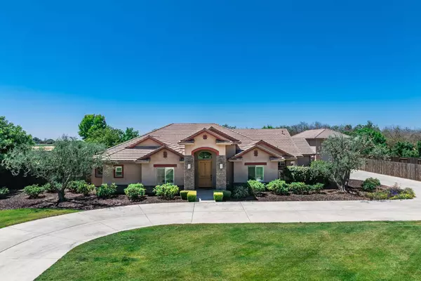 13611 Francisco DR, Hanford, CA 93230