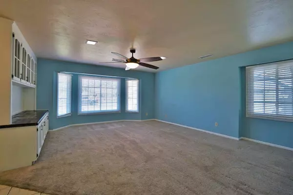 2475 Santa Lucia Court, Hanford, CA 93230