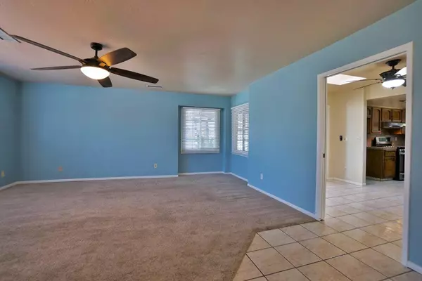 2475 Santa Lucia Court, Hanford, CA 93230