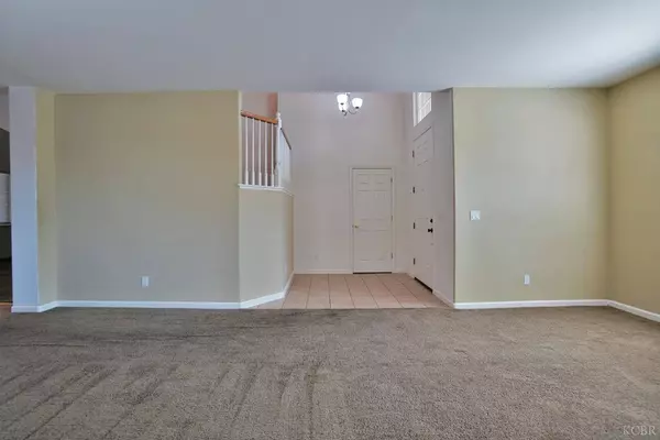 1095 Paradise Drive, Lemoore, CA 93245