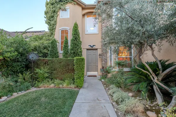 5882 N Phoenix AVE, Fresno, CA 93723